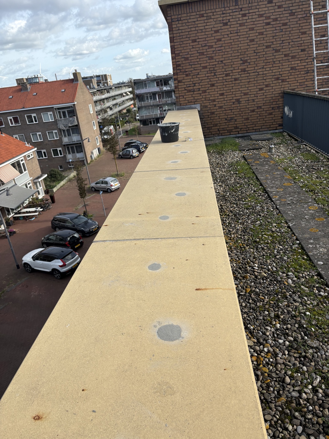 Betonherstel · betonnen afdekkers in IJmuiden